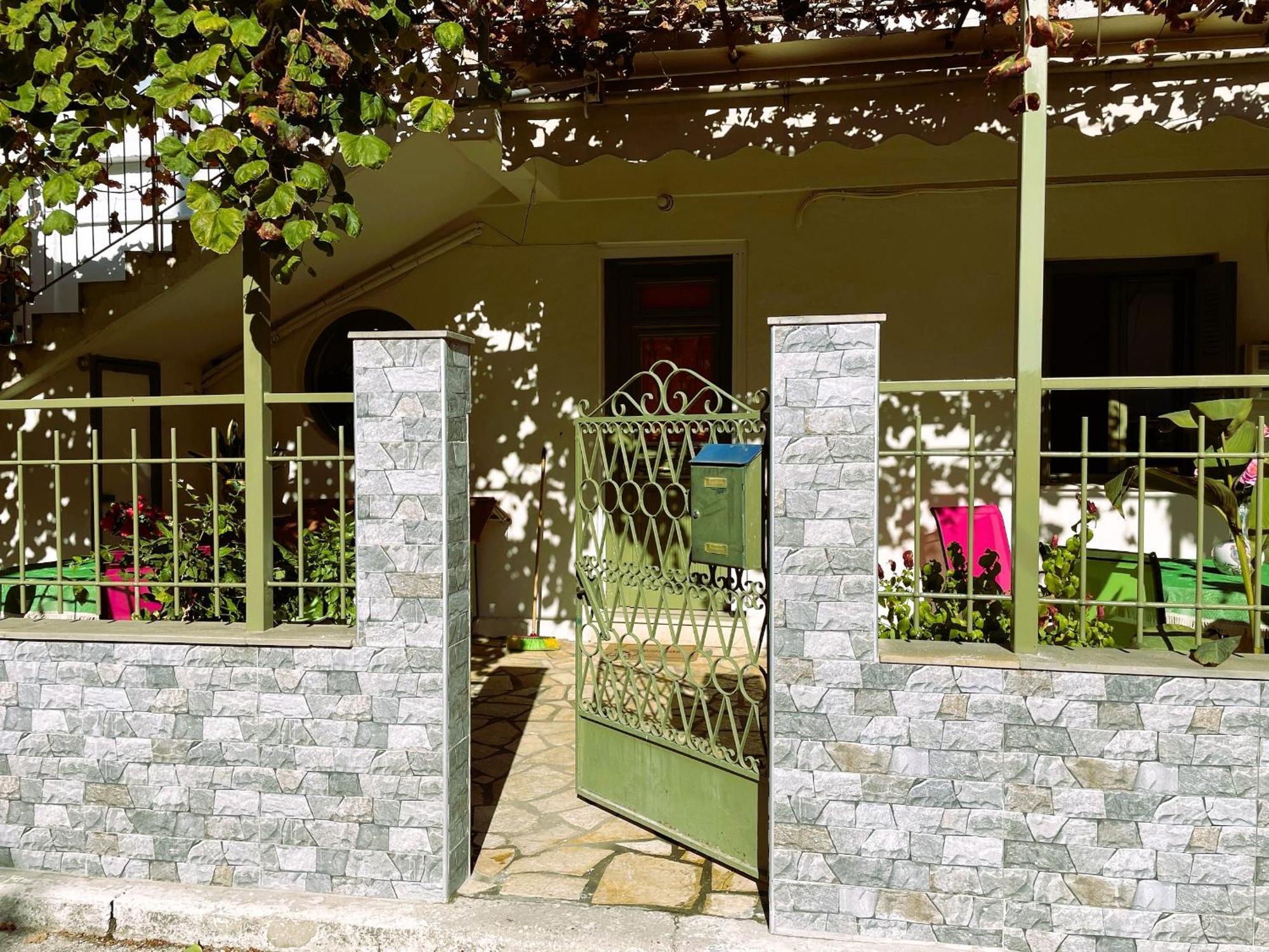 Villa Simotas 4 Four 포로스 외부 사진